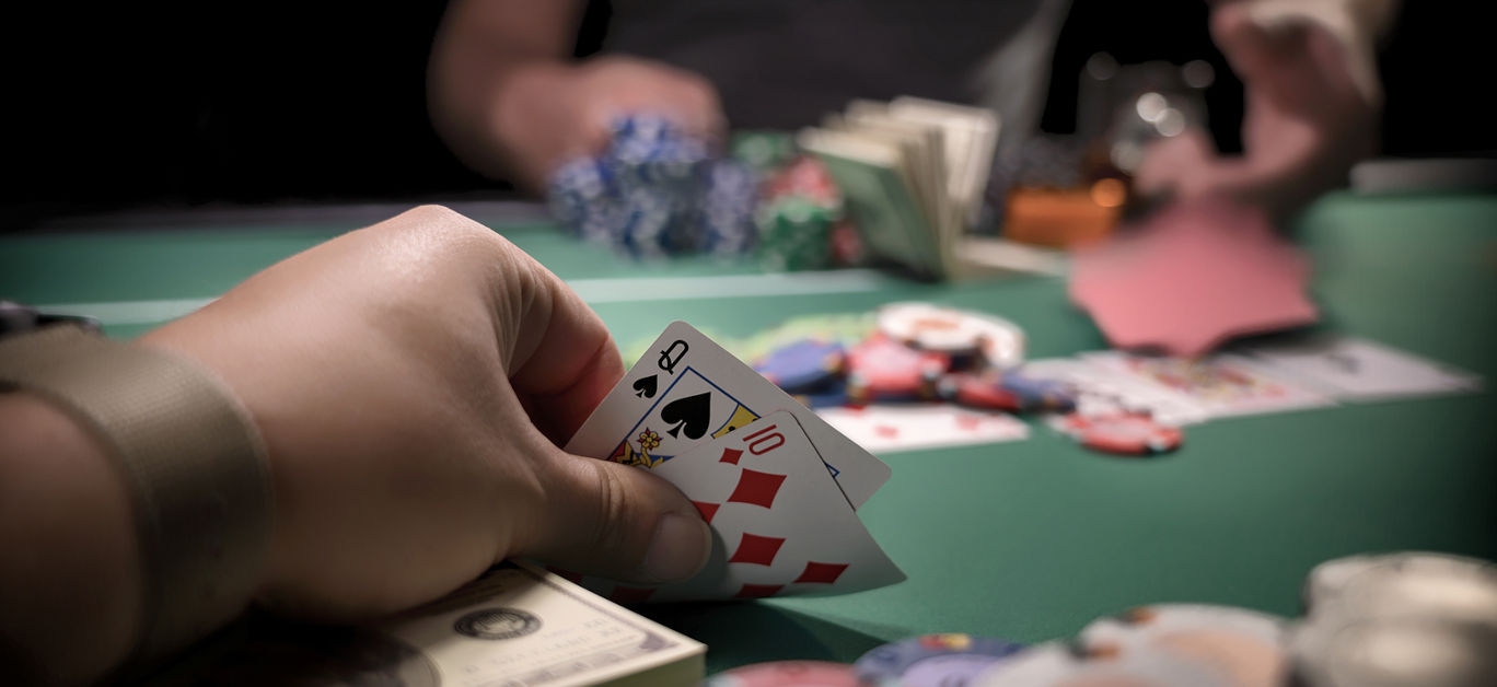 Có khả năng dự đoán và phán đoán tốt khi chơi poker